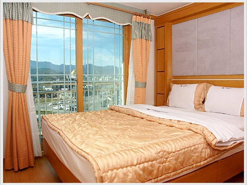 Good Morning Family Hotel Sokcho Exterior foto
