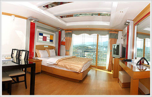 Good Morning Family Hotel Sokcho Exterior foto