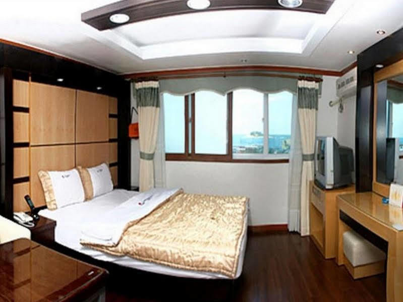 Good Morning Family Hotel Sokcho Exterior foto